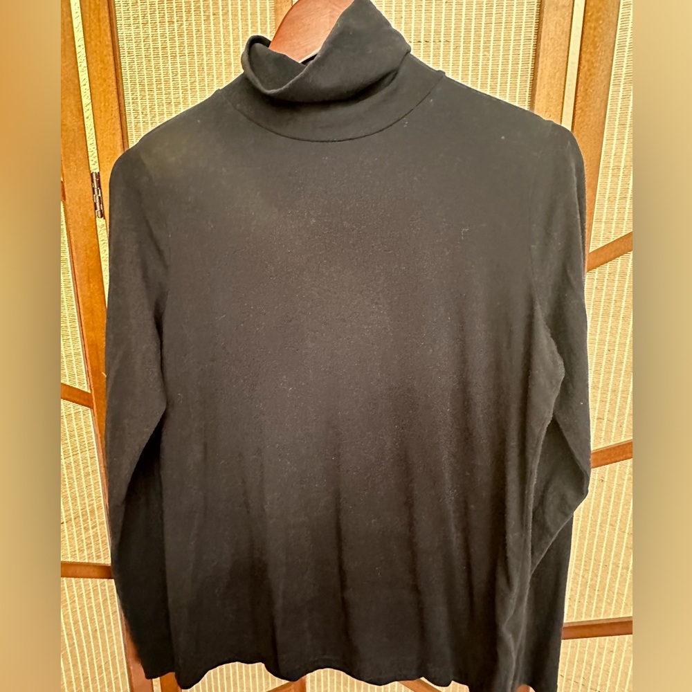 Banana Republic women’s black turtleneck